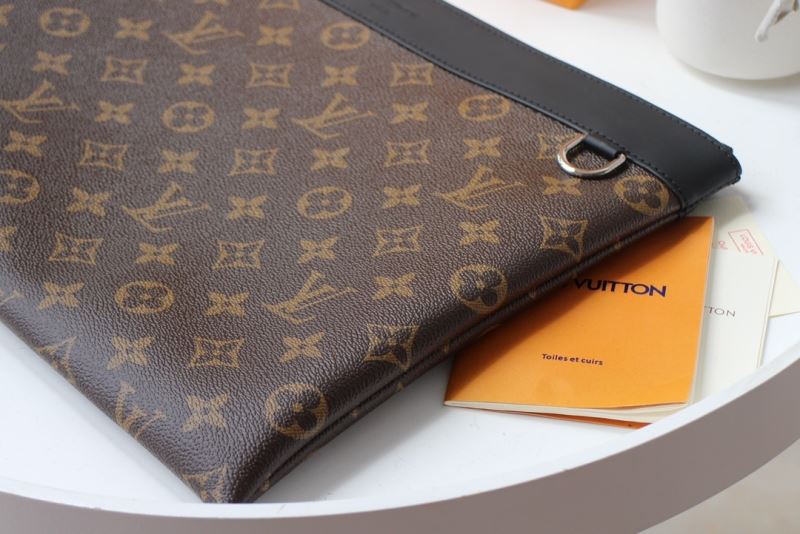 Louis Vuitton Clutch Bags